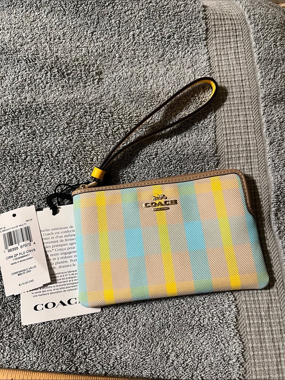 NWTS Coach Multicolor Striped Zip Wristlet in Yellow, Blue & Tan